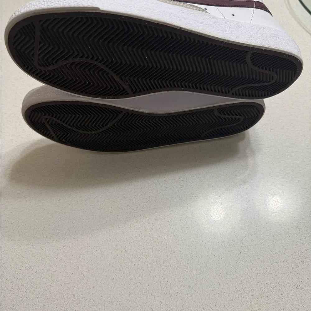 Nike White and Burgundy High-Top Sneakers - Picture 3 of 3